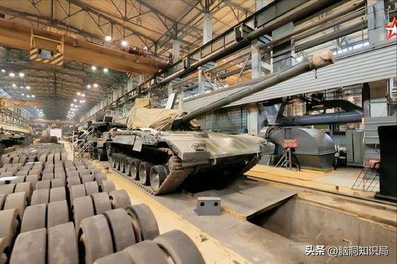 你敢卖我就敢买！印度签下超级大单400辆“混血”装甲车卖给谁(图9)