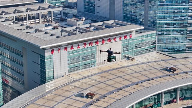 武汉低空每个高度都有飞行器(图7)