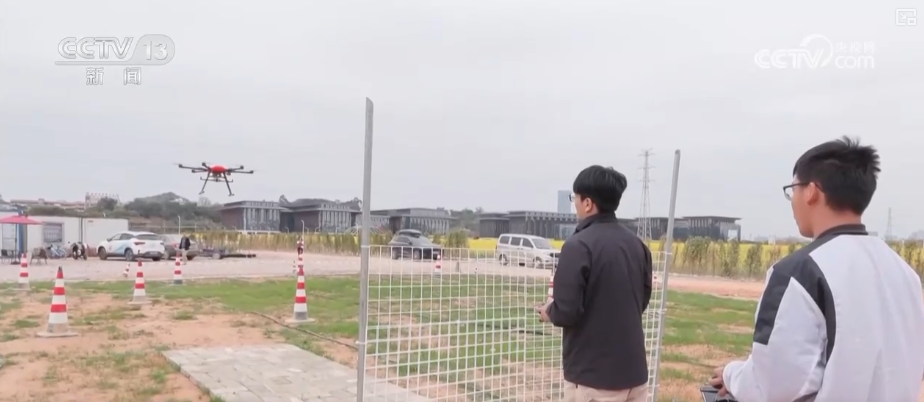 “空中疆域”化身新质生产力“试验场” 低空经济“飞入”千行百业“翱翔”出新机遇(图16)