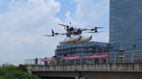 大连理工大学自研水空两栖电动垂直起降飞行器首飞测试成功(图1)