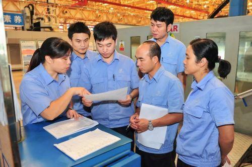 全球军队都嫌弃的鸡肋在中国军队手里变成最先进的侦察直升机(图1)